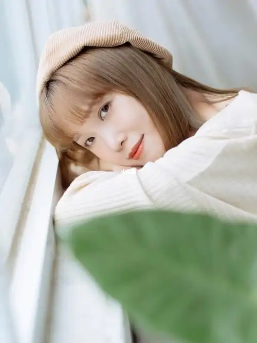 秋冬室内小清新写真青春美好的少女