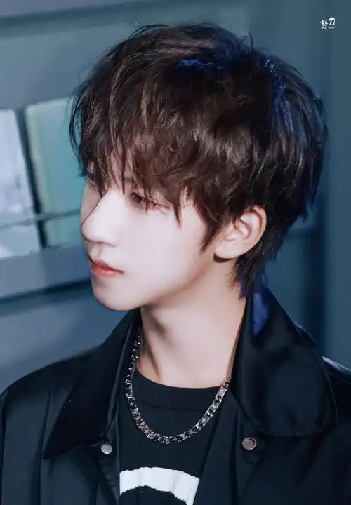 超话星愿池##贺峻霖 梦蝶破笼