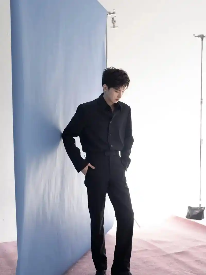 邢昭林   新照片 - 抖音