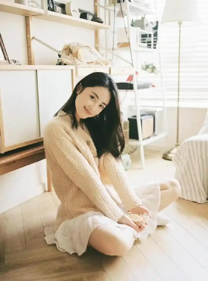章乐韵,居家甜美生活美照,清纯可人