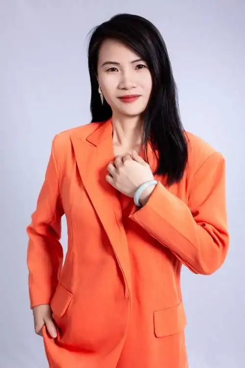 农式献:岁月不败美人,中老年平面模特新典范