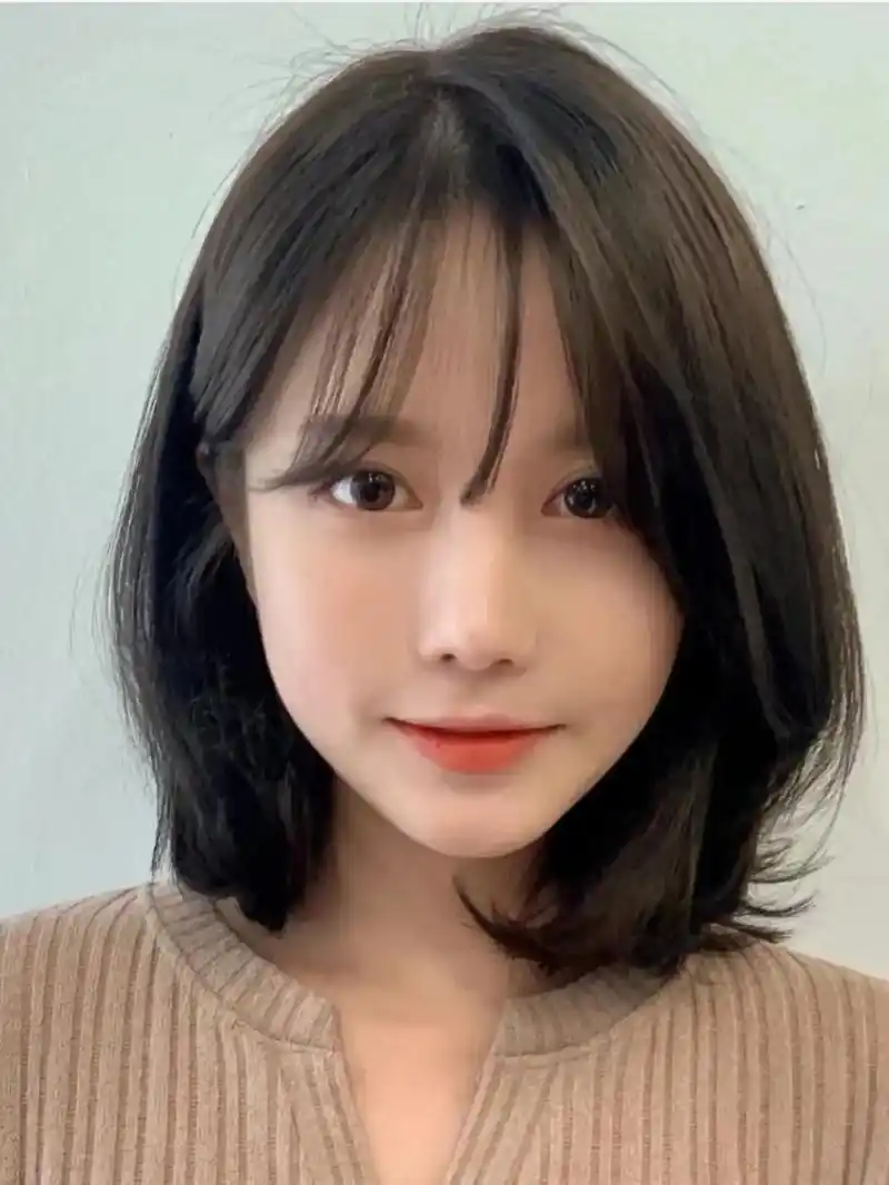 瘦脸显气质的齐肩发~  减龄发型~初恋头  适合圆 - 抖音