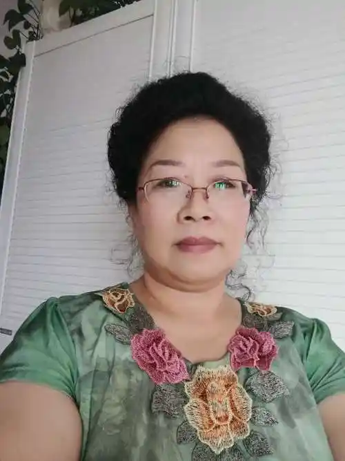 59岁离异女征婚照片(id:3689155)_广东珠海征婚交友_我主良缘网