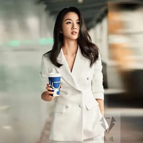 定制明星汤唯同款双排扣白色西装套装时尚修身显瘦女活动主持西服