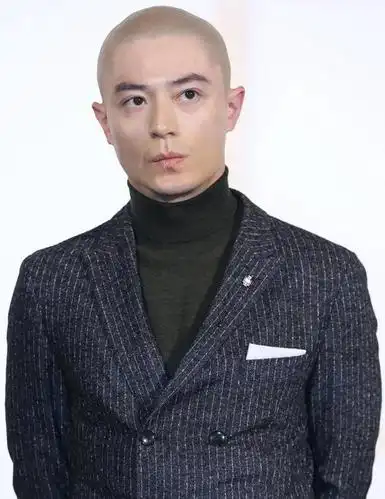 倪妮马苏红毯争艳状况外的霍建华表情亮了图