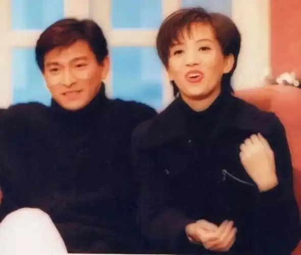 刘德华却始终在说:在他的一生中,陈玉莲是最让他心动的女人,最性感的