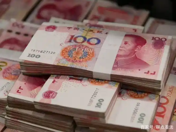 老板取100万现金发工资,司机网赌6小时输掉96万,他该被判几年