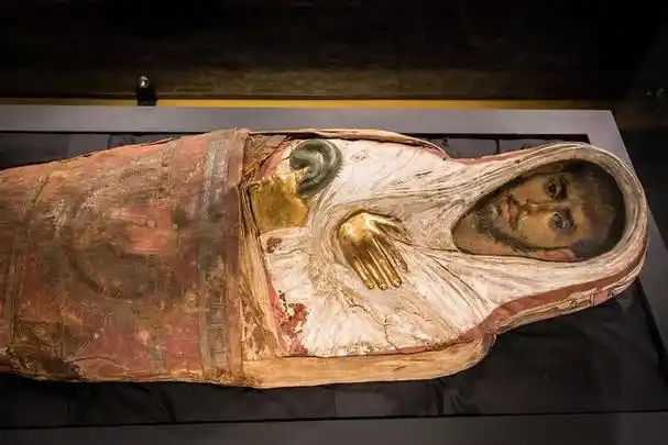 埃及木乃伊是怎么制作的,就是裹一块布吗