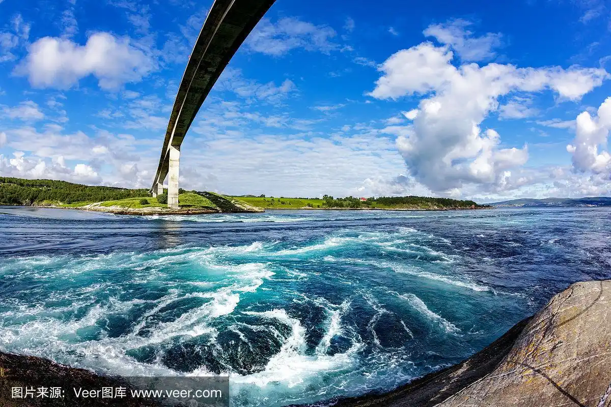 挪威,nordland, saltstraumen大漩涡中的漩涡