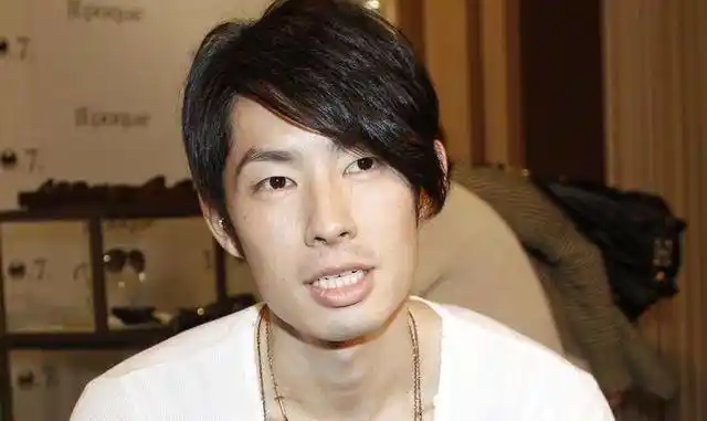 f4吴建豪:娶百亿千金被嘲"凤凰男",离婚后凭实力再度翻红_搜鲜网