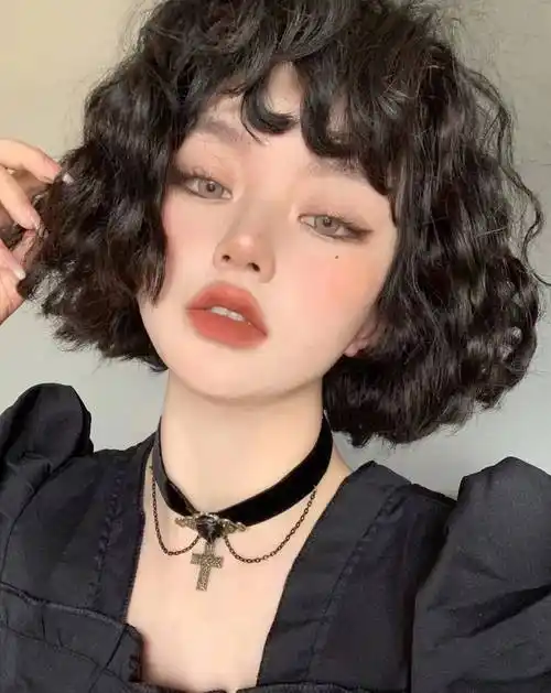 芭比卷短发_芭比_短发