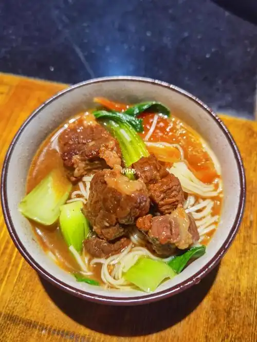 红烧牛腩面