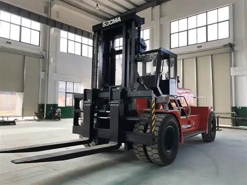 25吨叉车的发动机动力比较强,可靠性也高,在作业过程中一遍运输比较