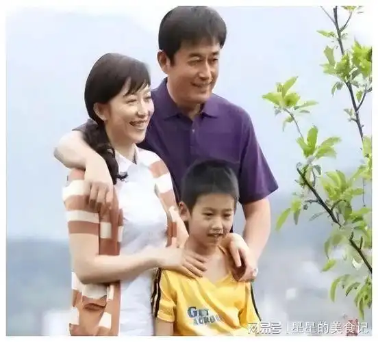 网易首页>网易号>正文申请入驻>不久后,他们有了儿子王也,王志飞抱着