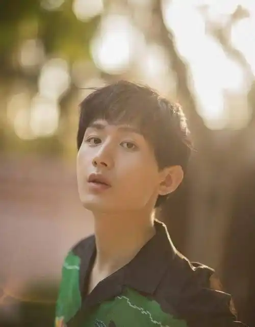 总之随后闹得很不愉快,好不容易等到cp粉们的大狂欢时,成毅和袁冰妍在