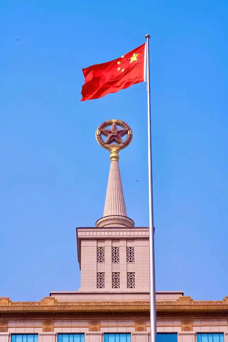 超高清 4k 壁纸#五星红旗迎风飘扬 #手机壁纸 #党和人民 - 抖音