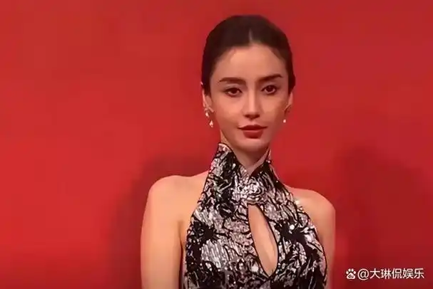 黄晓明已二婚网传妻子年纪不大但水很深