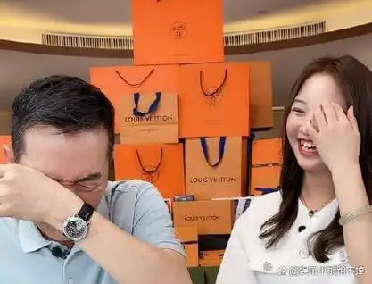 "理直气壮"卖假货,粉丝不买就骂人,这几个明星"吃相"太难看