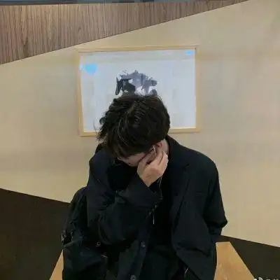 潮男必备冷系很好看又很精致男生头像成熟稳重又很帅气魅力高冷