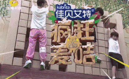 在面对麦咭的"石锤"大兄die时一些石头城的"老司机"们尤其是在石锤