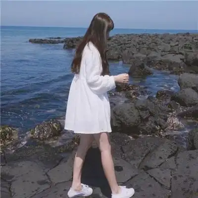 2020海边背影伤感头像女生高清大图如今最好没有来日方长