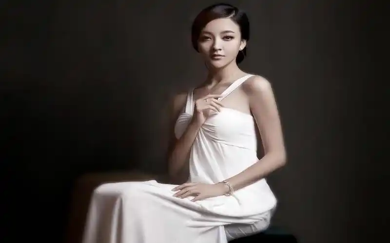 天使的微笑韩彩英,高清壁纸,美女图片-回车桌面