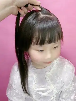 今天给小闺女扎个仙气公主发型,小时侯自己没有实现的公主梦,看着她们