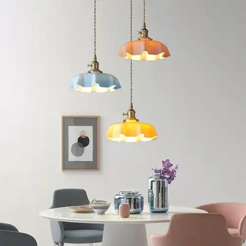 北欧餐厅灯简约现代黄铜日式多彩玻璃网红民宿餐桌吧台床头小吊灯