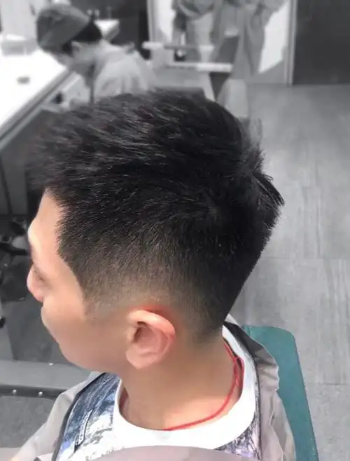 爆炸式渐变#渐变发型#栗子头#海口男士发型#海口剪发#海南染发#嚎口