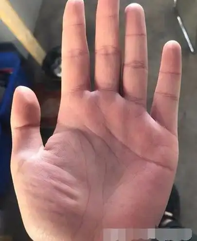 此生必离婚的女人手相