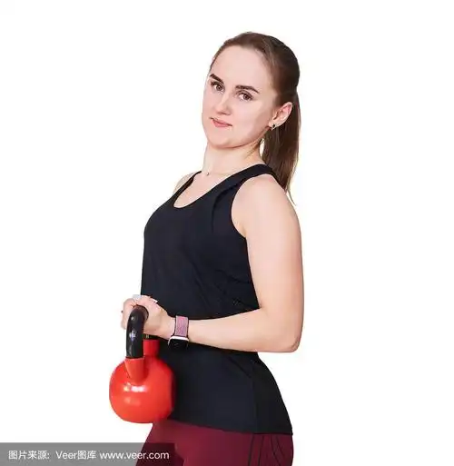 年轻女子用壶铃做练习,孤立在白色背景上