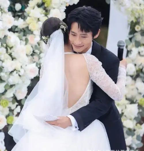 魏晨婚礼现场照曝光白敬亭张远等人送祝福