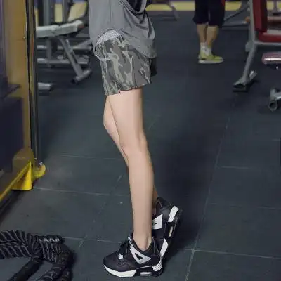迷彩健身短裤运动跑步裤瑜伽速干紧身裤防走光假两件五分裤双兜女