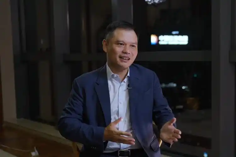 刘志雄总要有人坚守制造业