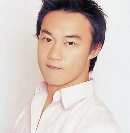 音乐 港台音乐 >> 正文 1995年因获得第14届新秀歌唱大赛冠军而正式