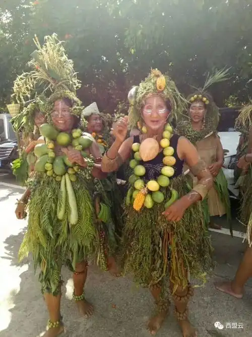 难道是我进入了三千年前的时空隧道,回到了远古的佤山原始社会么?