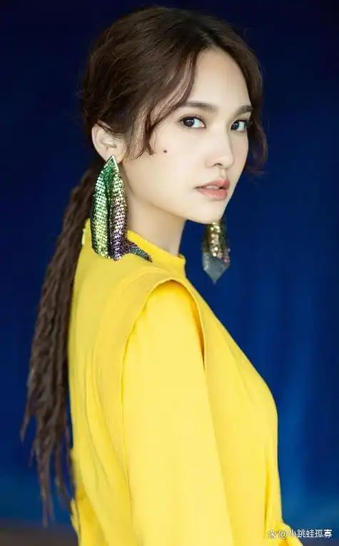 37岁的杨丞琳美成了小姐姐,原来时尚这么简单
