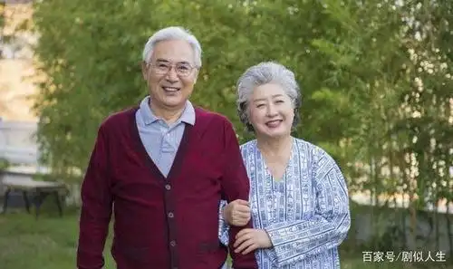 《安家》心疼老严夫妇,她们的遭遇是多少父母的真实写照?