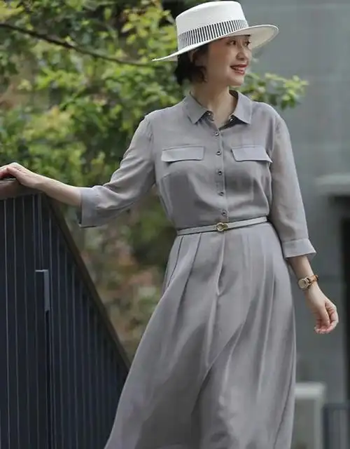 四十五岁女人穿衣打扮图片欣赏(45岁的女人) - 赤虎壹号