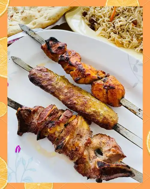 迪拜美食探秘:阿富汗烤肉的美味与惊喜