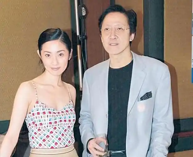 回顾被人遗忘的电影大亨向华胜宠张敏9年64岁病逝无子女送终