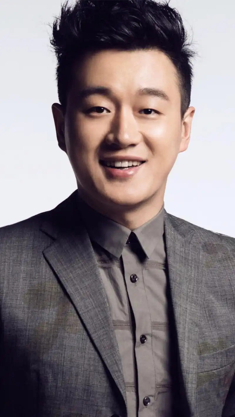 演员在演戏的时候,不仅是要看制作,看剧本,看导演有的时候还需要看人