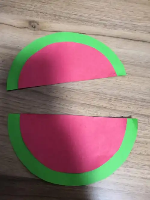 四小幼儿园小班级部线上课程手工——《西瓜》