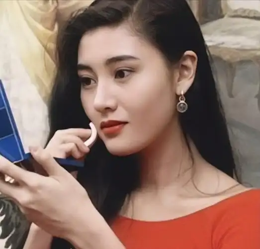 李嘉欣个人资料揭秘(李嘉欣个人资料百度百科) -情感知识库-动动脑