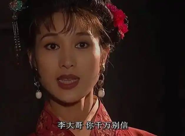 郑爽被封杀,有人却喊冤