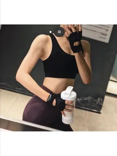 女生到底要怎么健身才会让身材线条更好看体态更优雅呢?