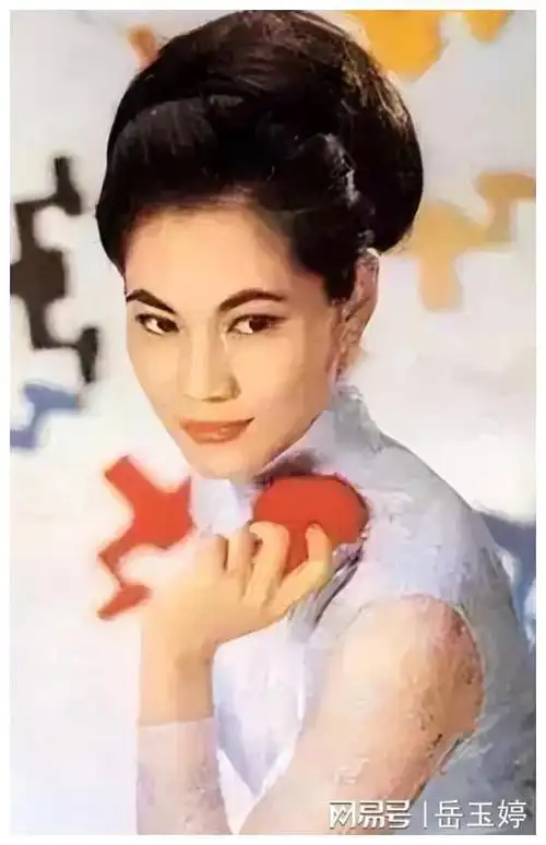 学生情人林翠:比肩邓丽君,丈夫离世第2天还不忘"大补一刀"|林黛|王羽