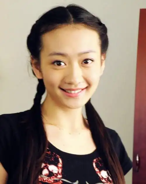 实力派演员的背后竟有一个心酸的童年深扒王鸥老照片