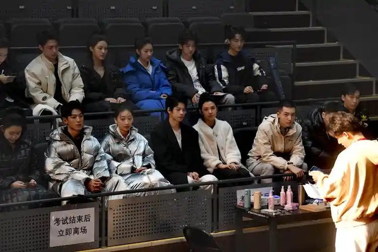 中戏表演系艺考复试拉开大幕加分小道具很吸睛