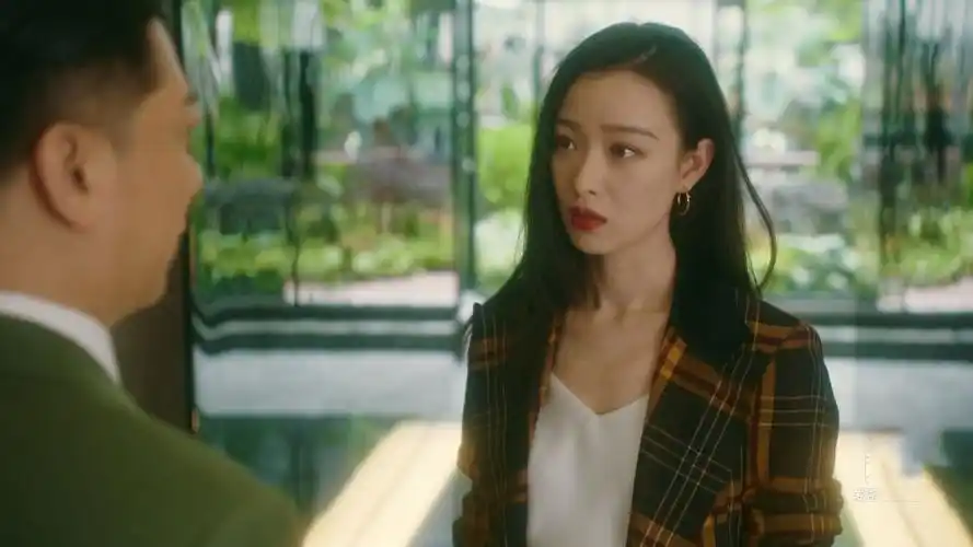 《流金岁月》:朱锁锁这个拜金女,为何如此讨喜?